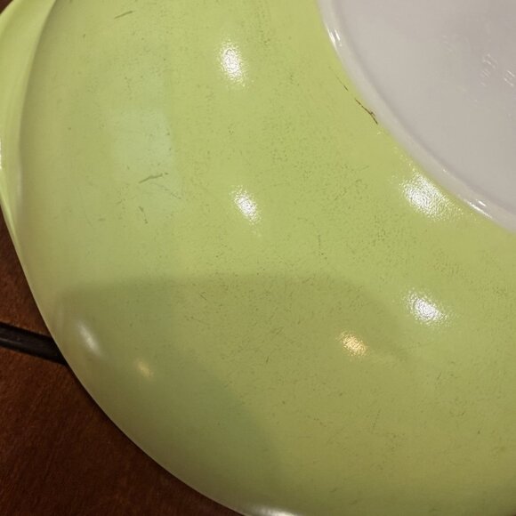 Vintage Pyrex 024 Lime Green 2 Quart Casserole Dish Lid 1970s EUC - Picture 5 of 6